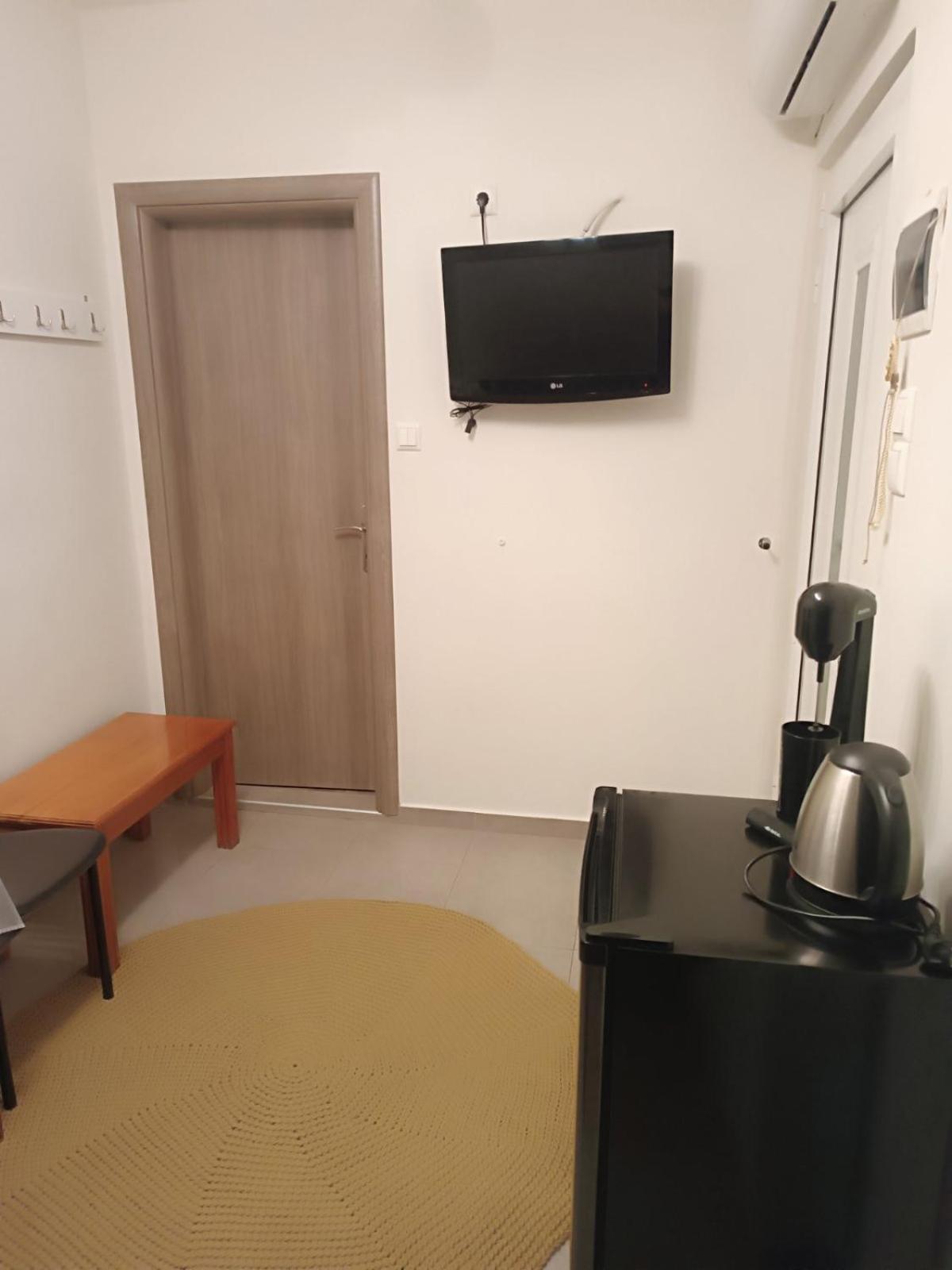 Giorgos Studio Trikala المظهر الخارجي الصورة